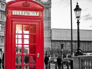 Фотообои с акцентом на черно-белое